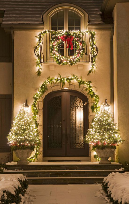 , نورپردازی ورودی خانه برای کریسمس