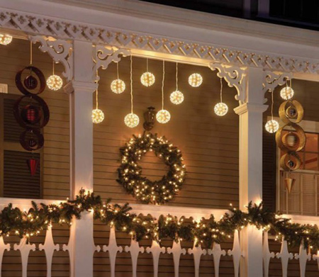 , نورپردازی ورودی خانه برای کریسمس